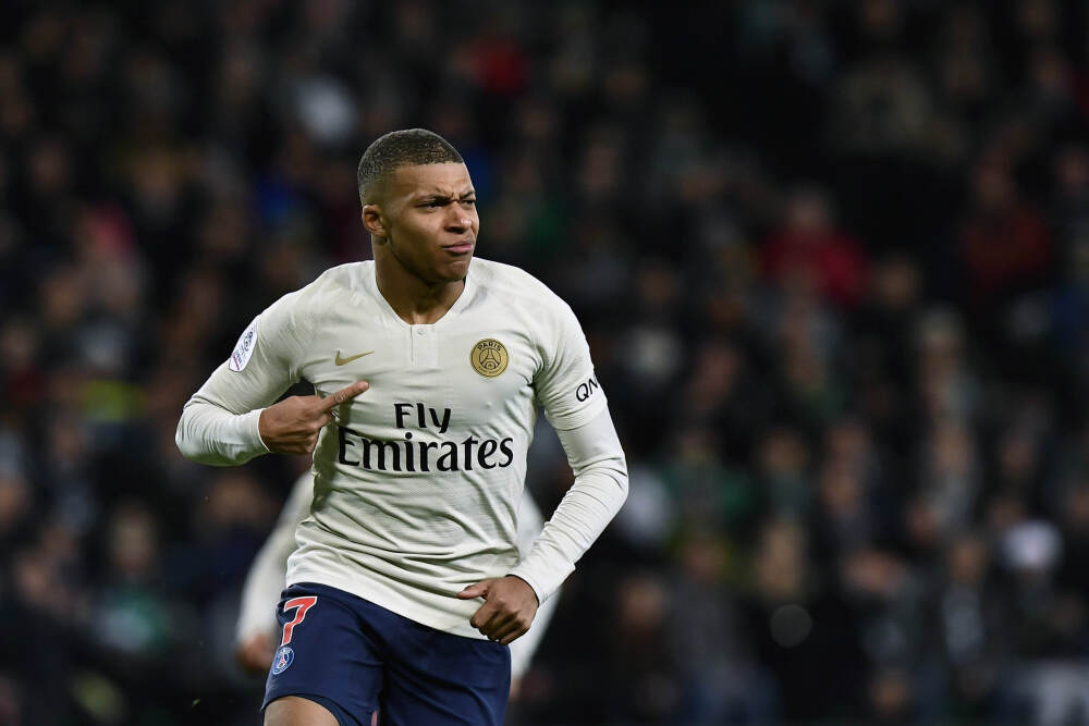 海内外产业消息刺激不断 芯片行业有望维持高景气度